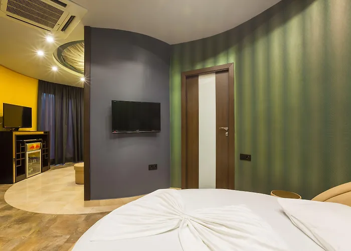 Green Palace Hotel
